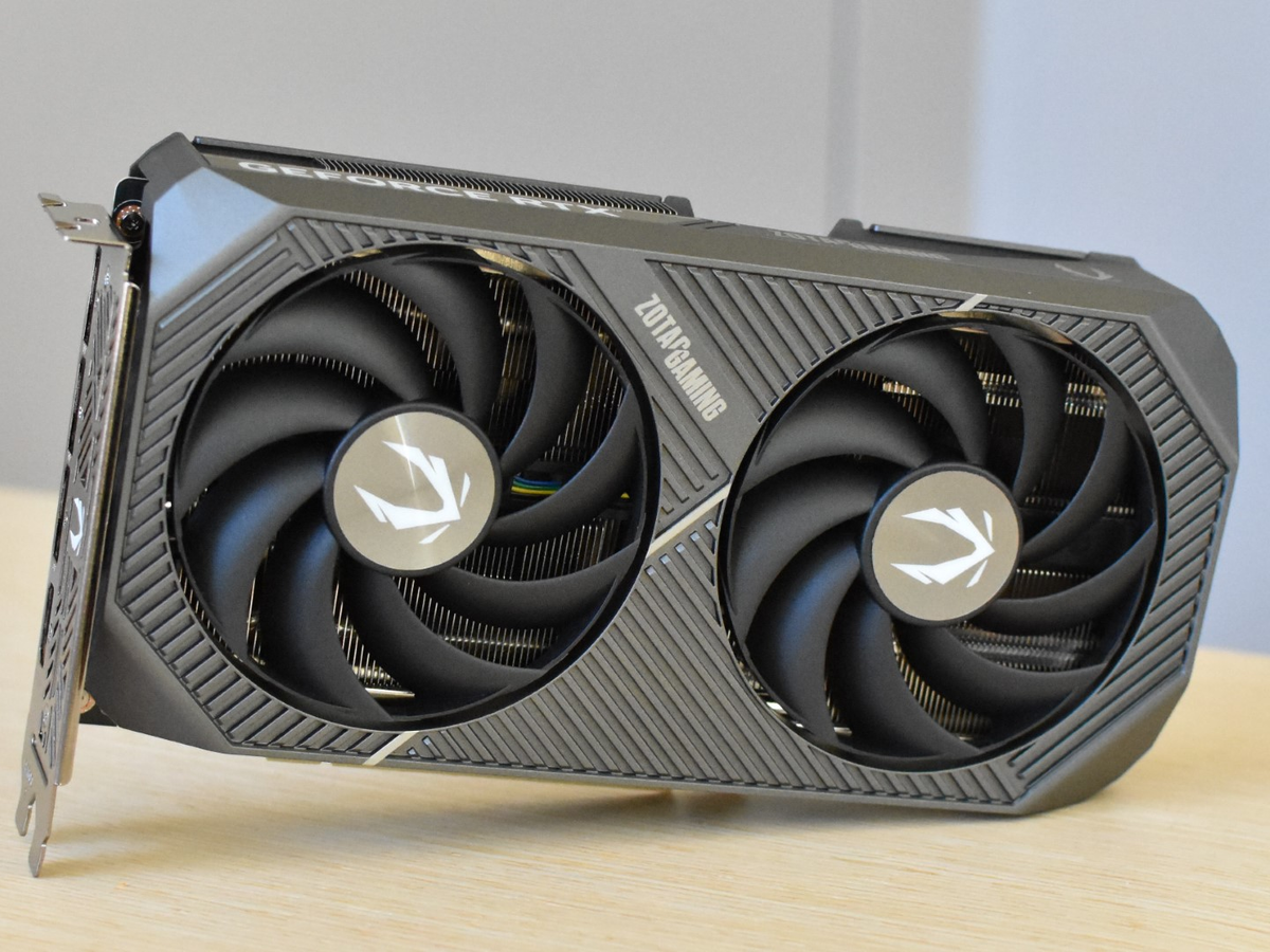 Radeon RX 9060 Gaming Experience – Powered by EMARQUE